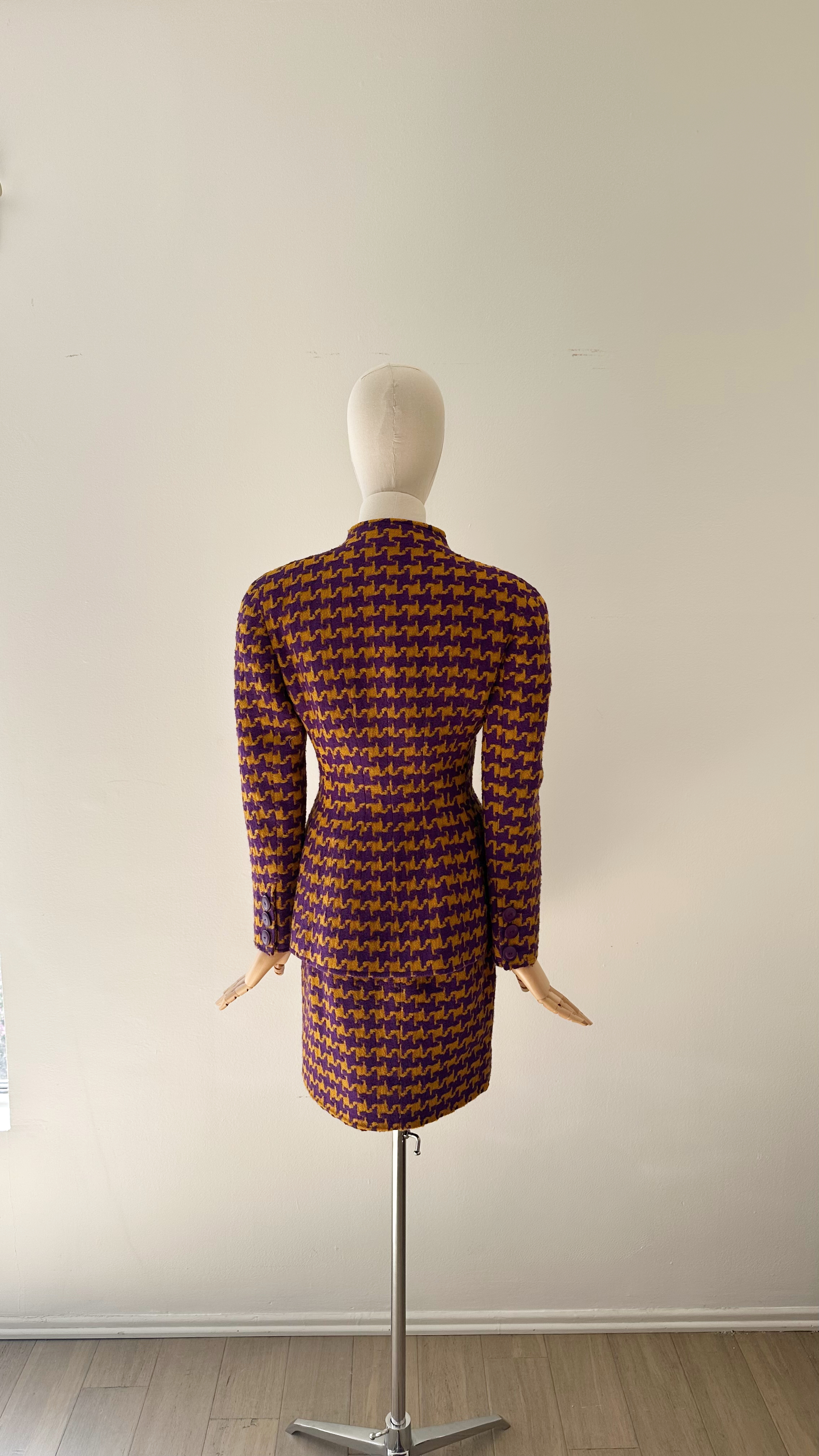 vintage Valentino Boutique wool boucle jacket back view Mandarin collar 1988 1993 designer resale